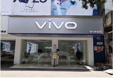 隆林}做一个门店面广告招牌需要多少钱？